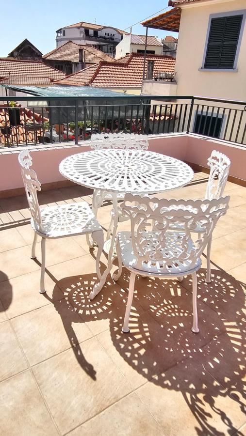 Garden And Seaview Apartment - Free Parking Funchal Dış mekan fotoğraf