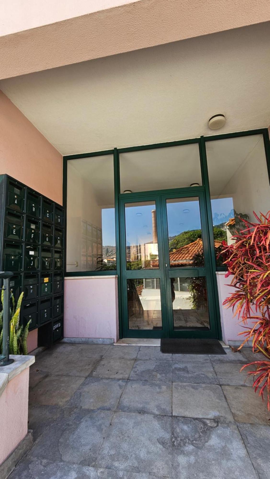 Garden And Seaview Apartment - Free Parking Funchal Dış mekan fotoğraf